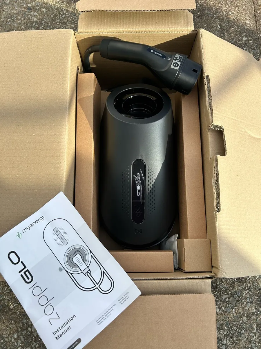 myenergi Zappi GLO EV Charger 7kW Tethered Black - Image 4