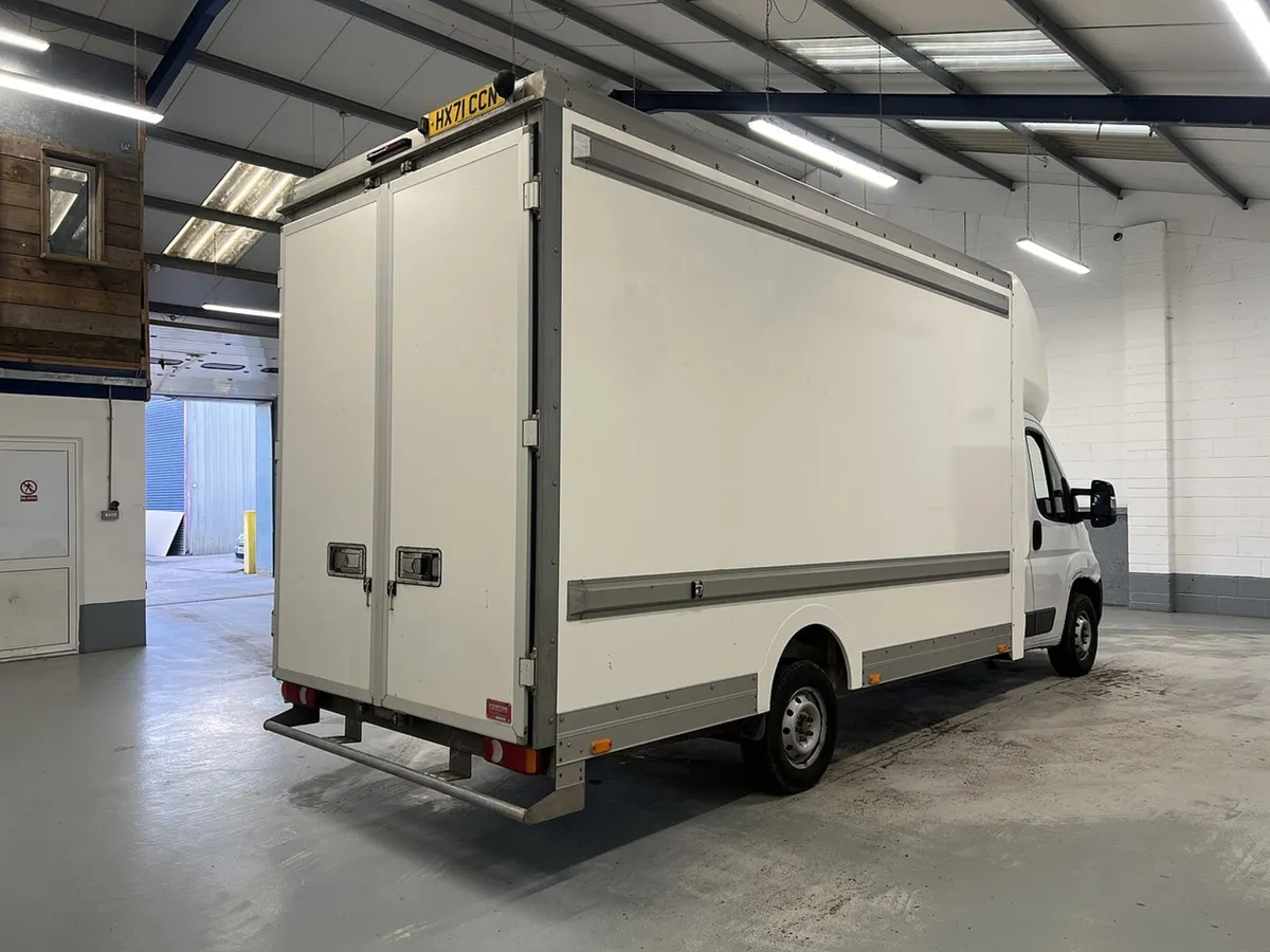 2021 Peugeot Boxer Low Loader Van - Image 3