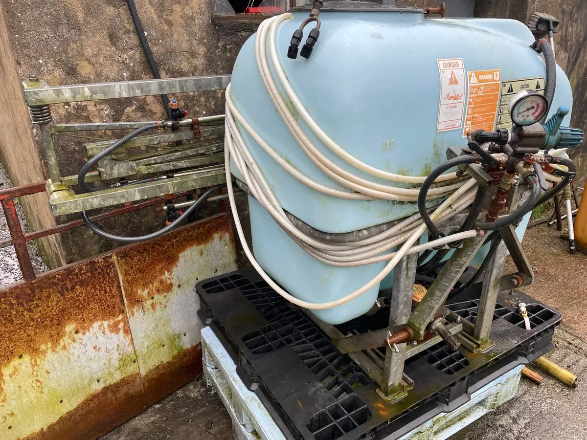 Sprayer - Image 2