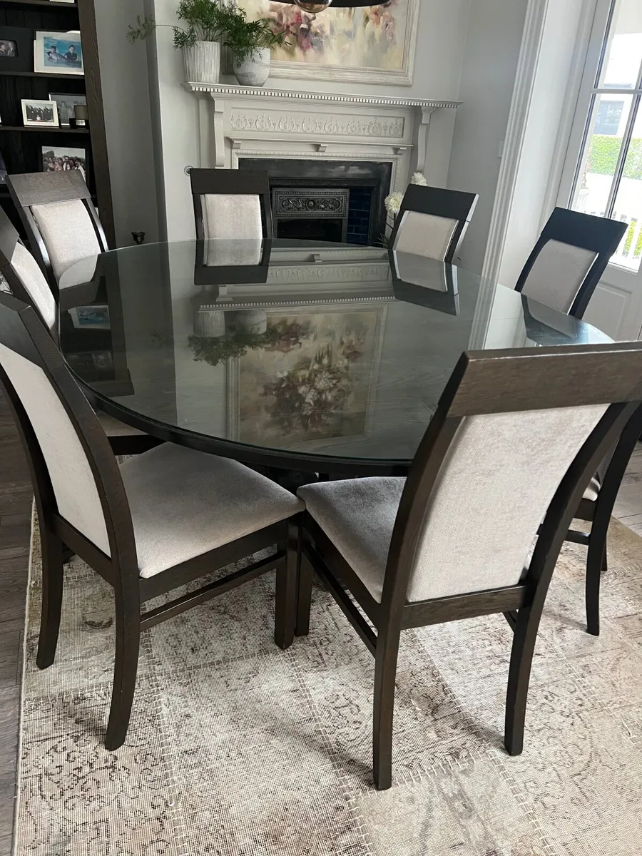 Dining table and chairs - Image 4