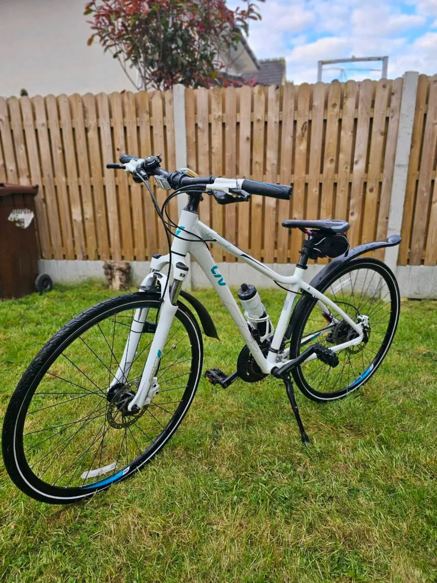 ​Liv Rove 2 (Giant) Women’s Hybrid Bike –Hydraulic - Image 1