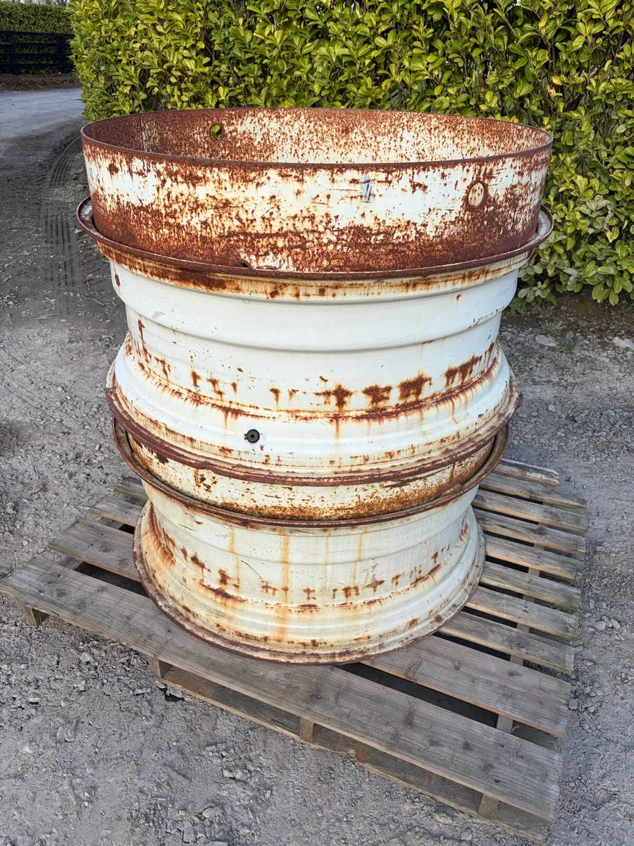 Stocks dual rims - Image 1