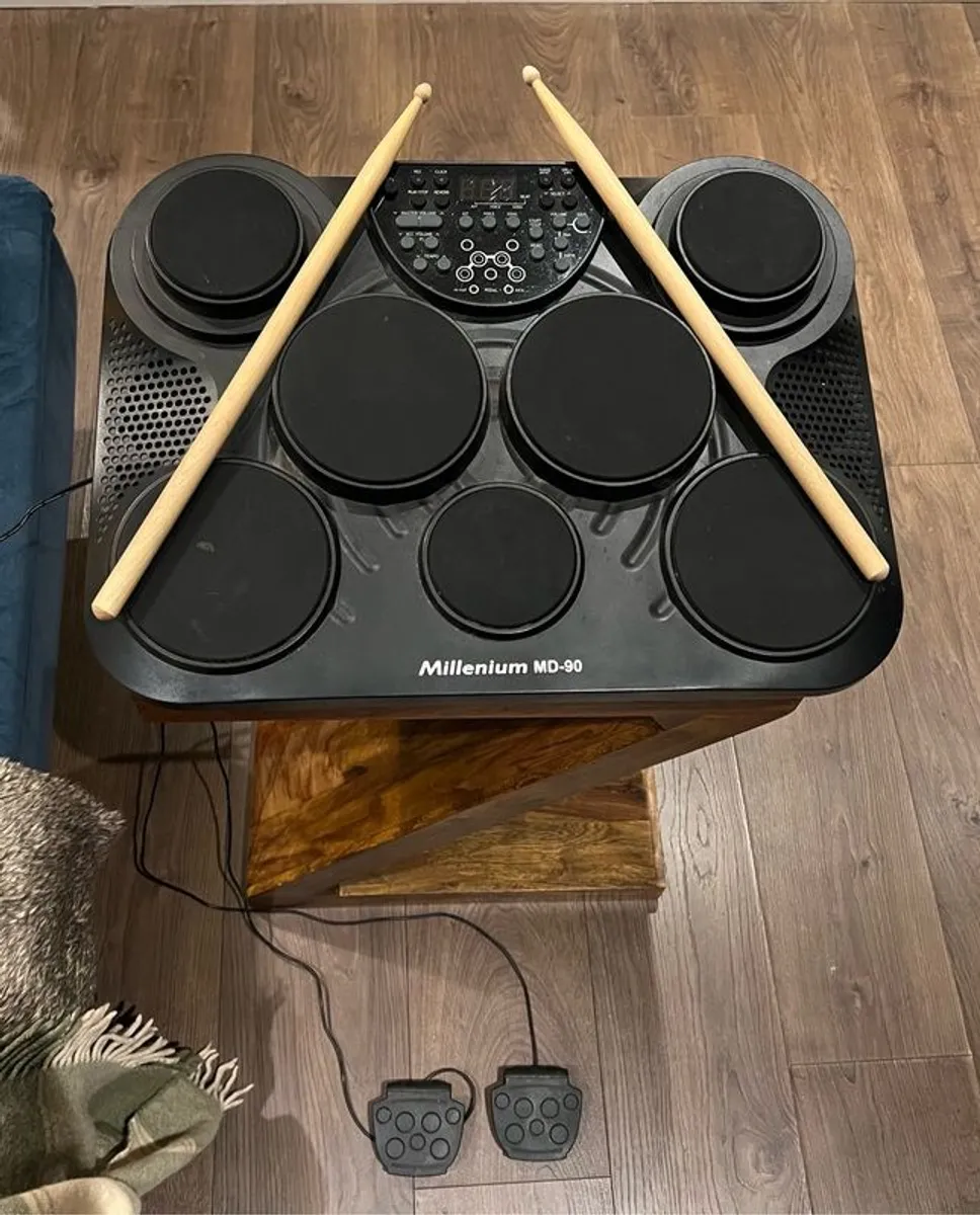 Millenium MD-90 Mobile Drum Kit with MIDI