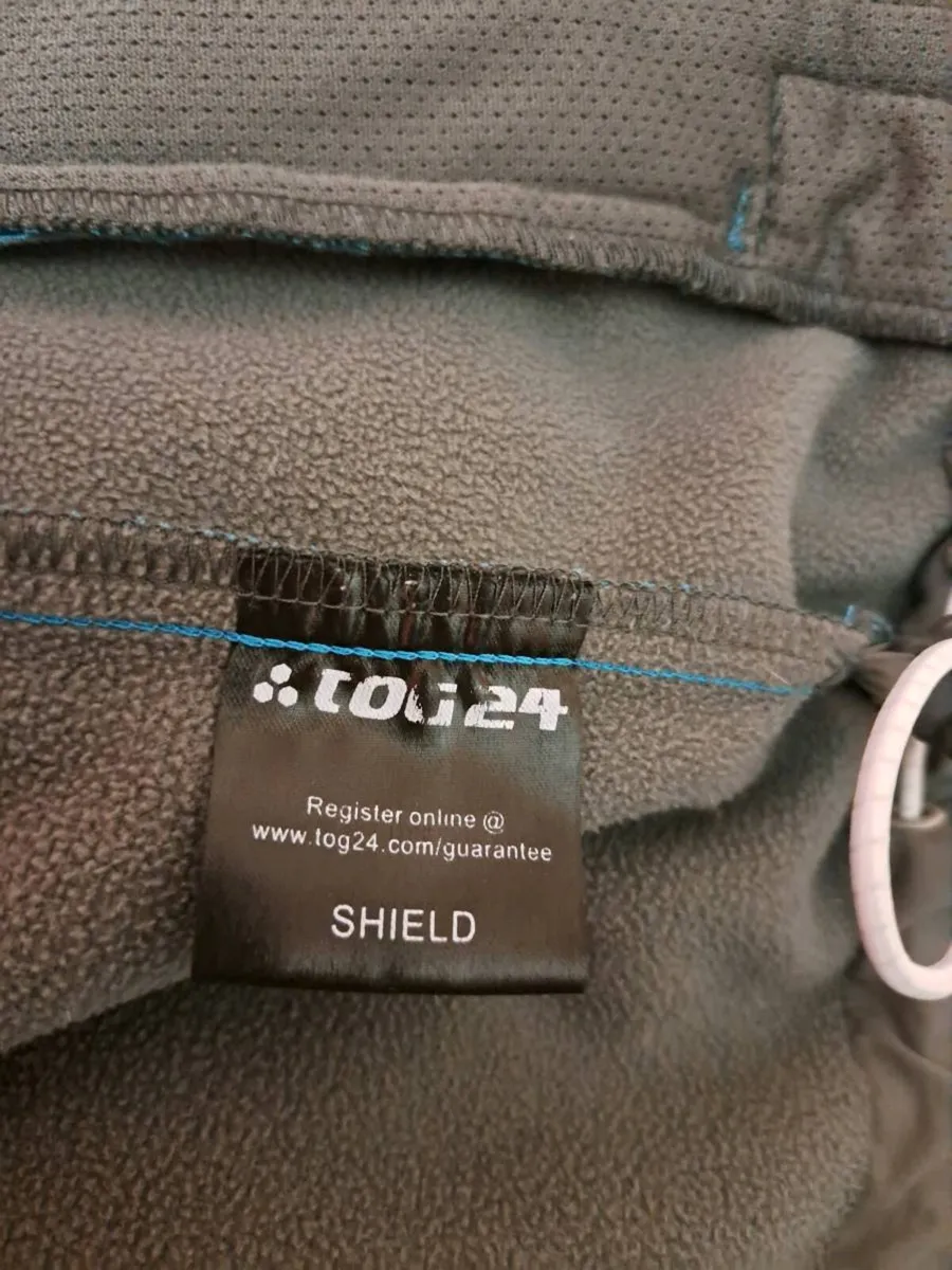 Tog 24 zip up top - Image 4