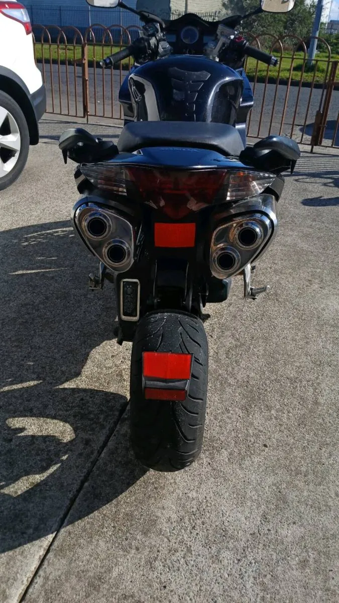 Honda vfr 800 vtec - Image 4