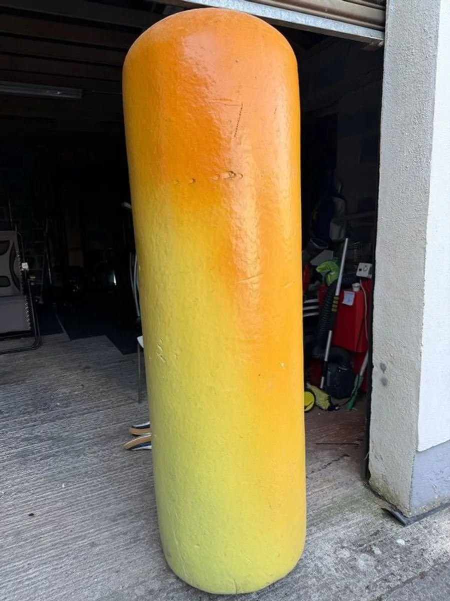 hot water cylinder - Image 1