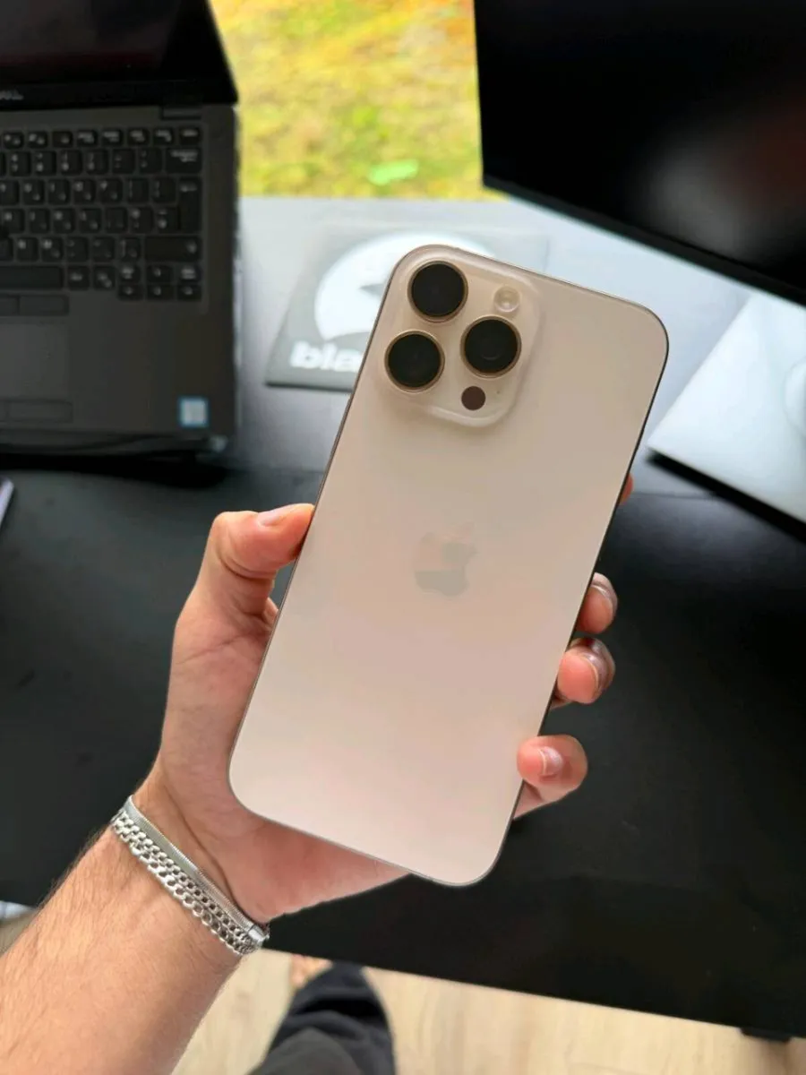 Iphone 16 Pro Max 256gb - Image 2