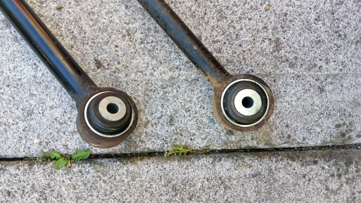 Nissan Patrol y61 parts - Image 2