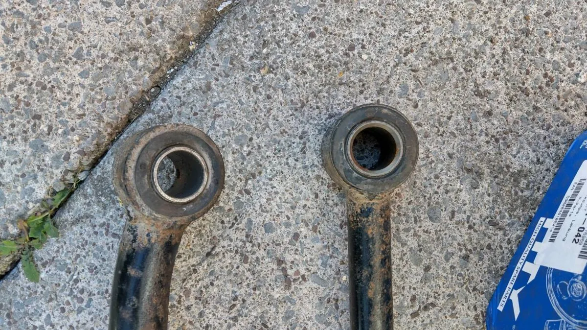 Nissan Patrol y61 parts - Image 3