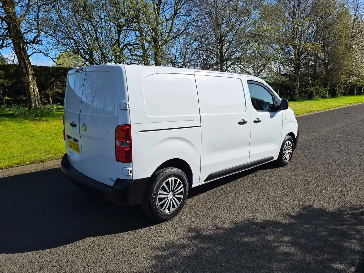 2022 Vauxhall Vivaro 1.5 D Dynamic...LOW MILES - Image 4