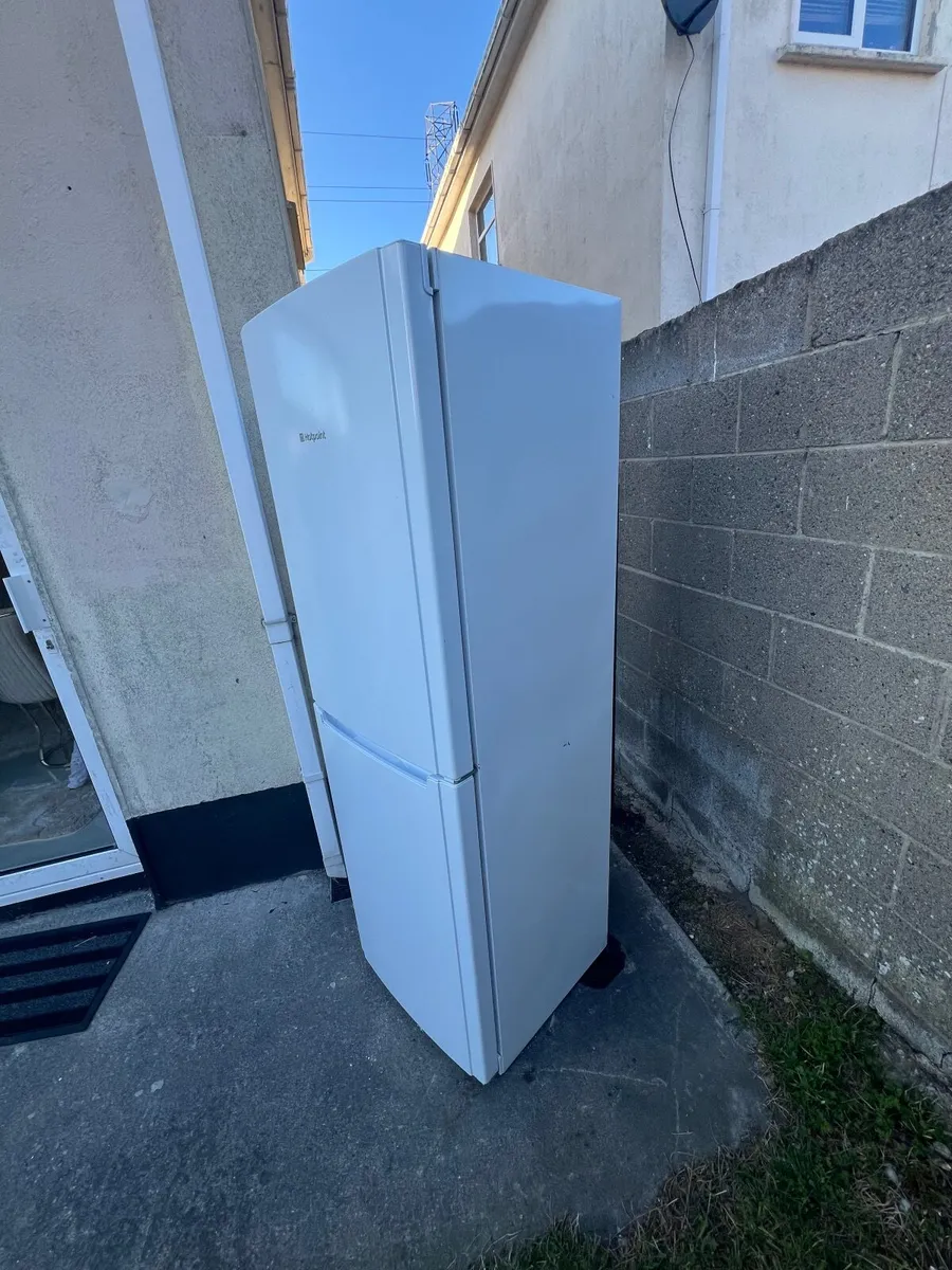 Fridge freezer - Image 3