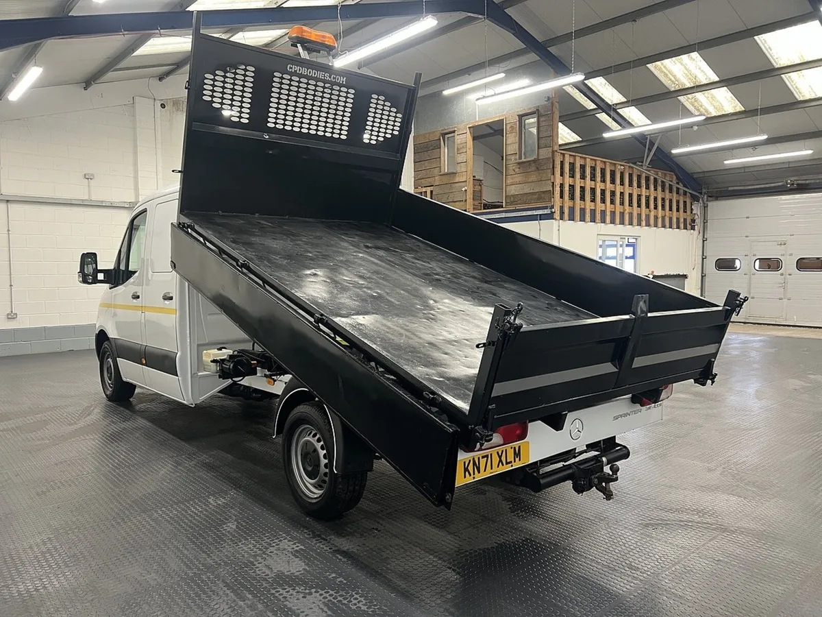 2022 Mercedes-Benz Sprinter Tipper Van - Image 3