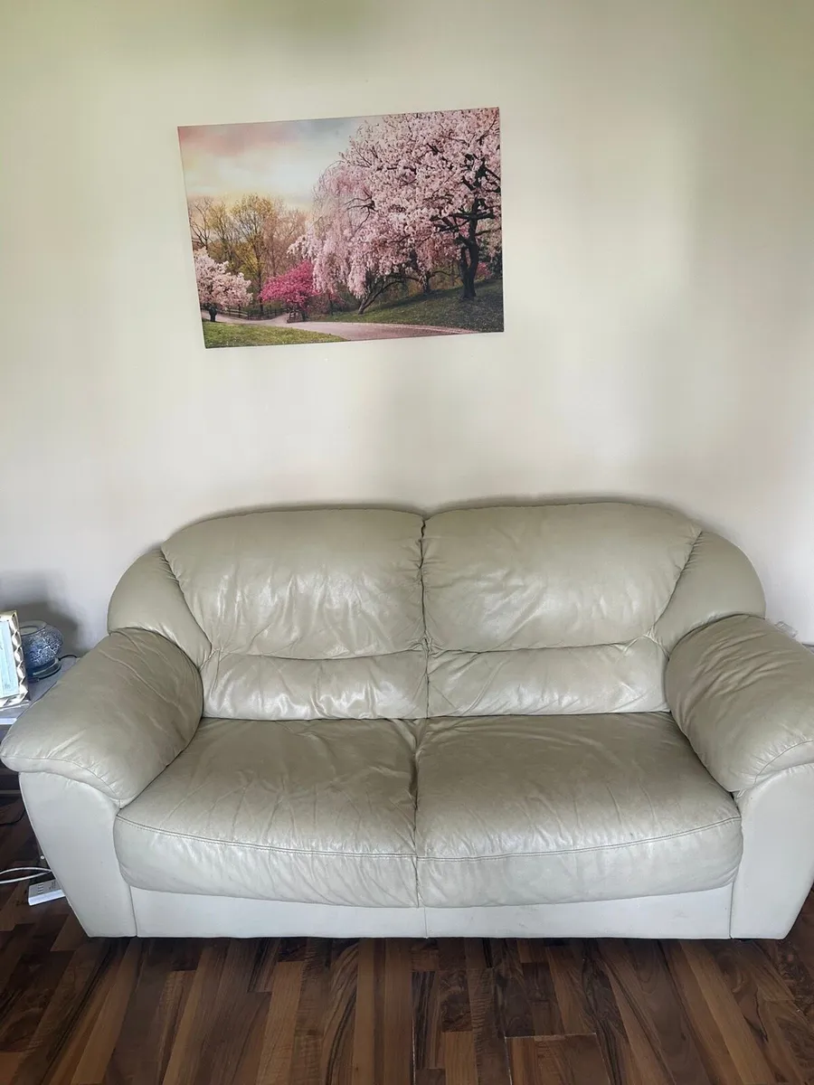 *FREE to collect* 3 seater and 2 seater sofa - Image 2