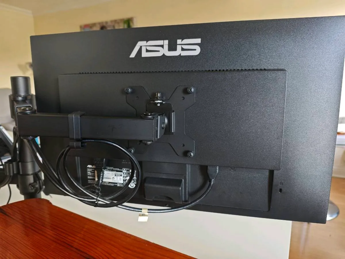 Home Office Setup – Desk + Monitor + Dual Mount - Image 3