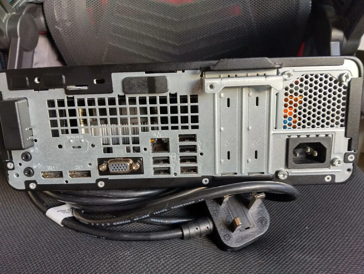 HP ProDesk 600 G3 SFF (i5 6th Gen) and power cable - Image 2
