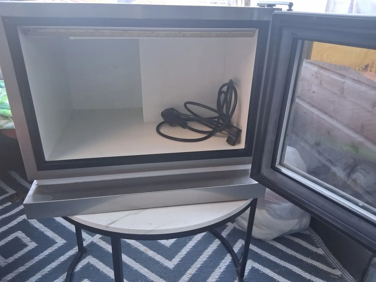 Mini  bottle  Fridge - Image 2