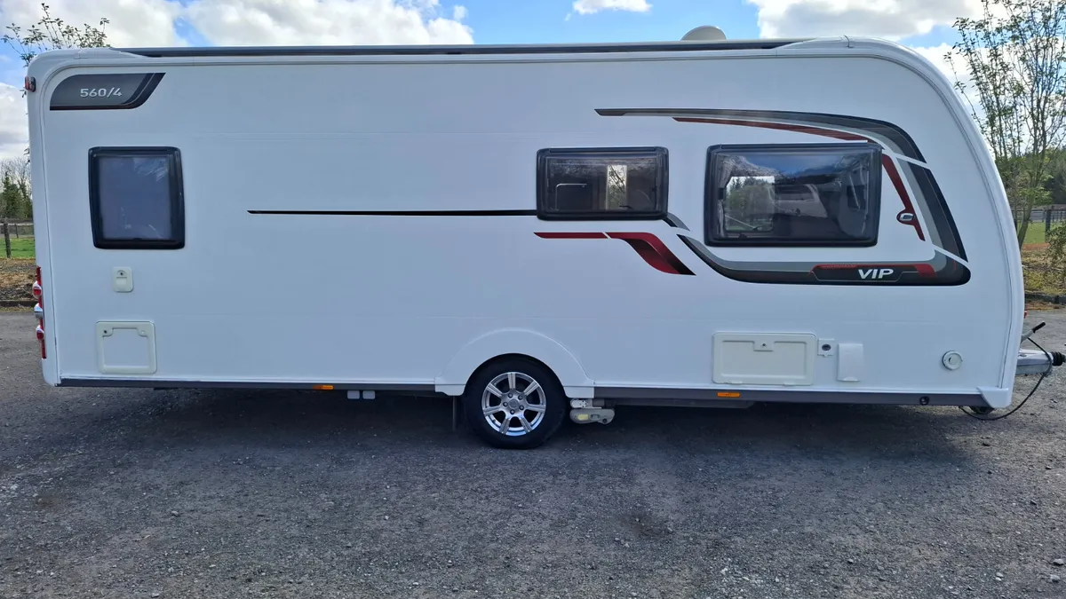 Coachman 560/4  VIP Fixed Bed Caravan - Image 1