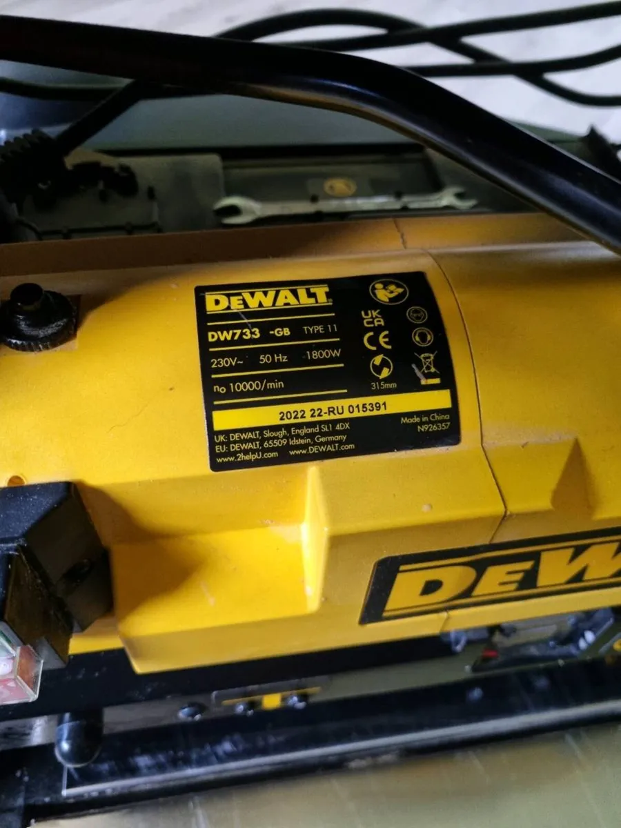 DeWalt 733 Thicknesser - Image 2