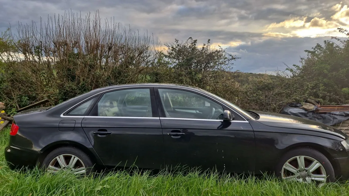 Audi A4 damage repairables - Image 1