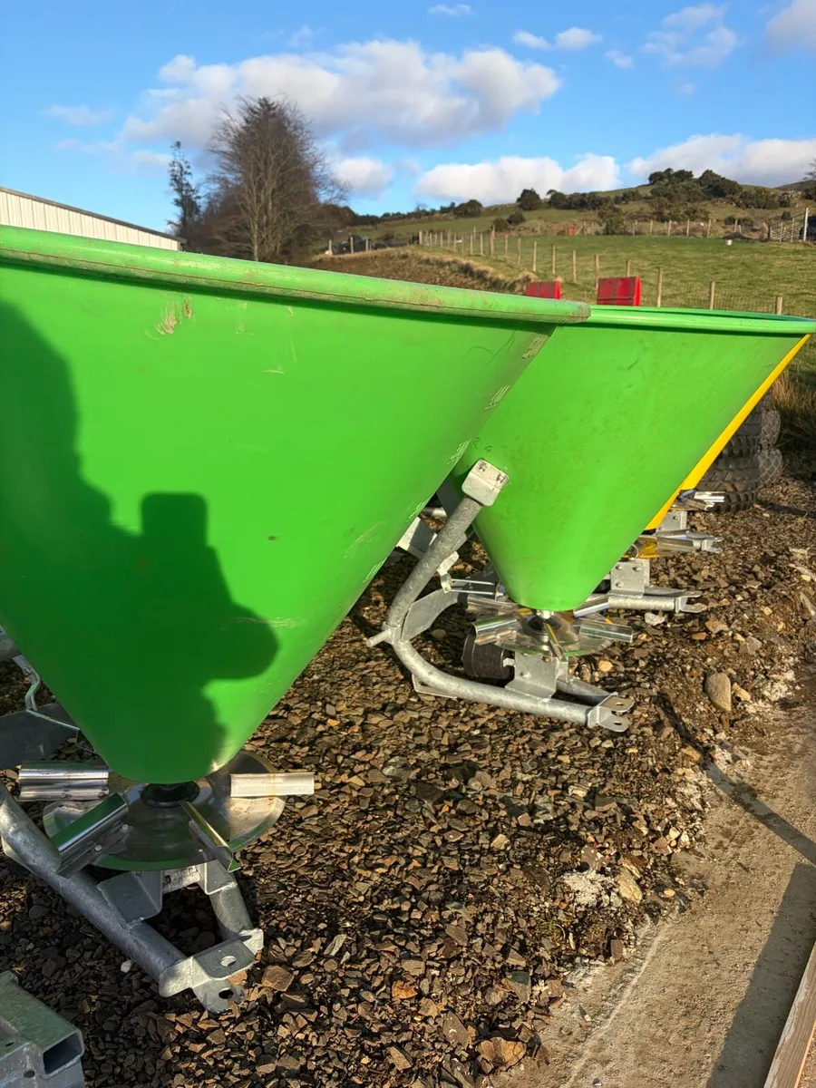 New fertiliser spreaders - Image 4