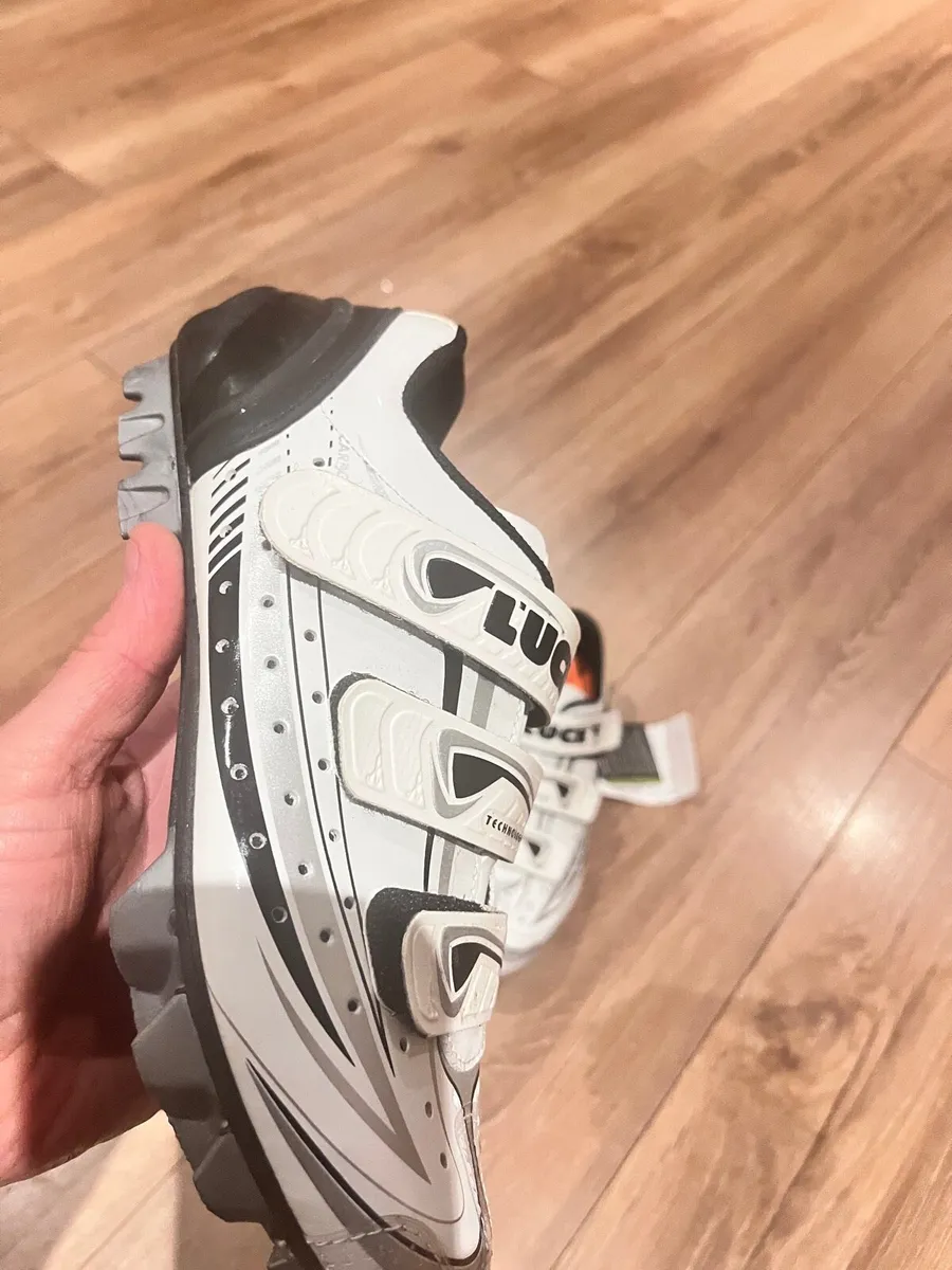 Cycling shoes - Image 4