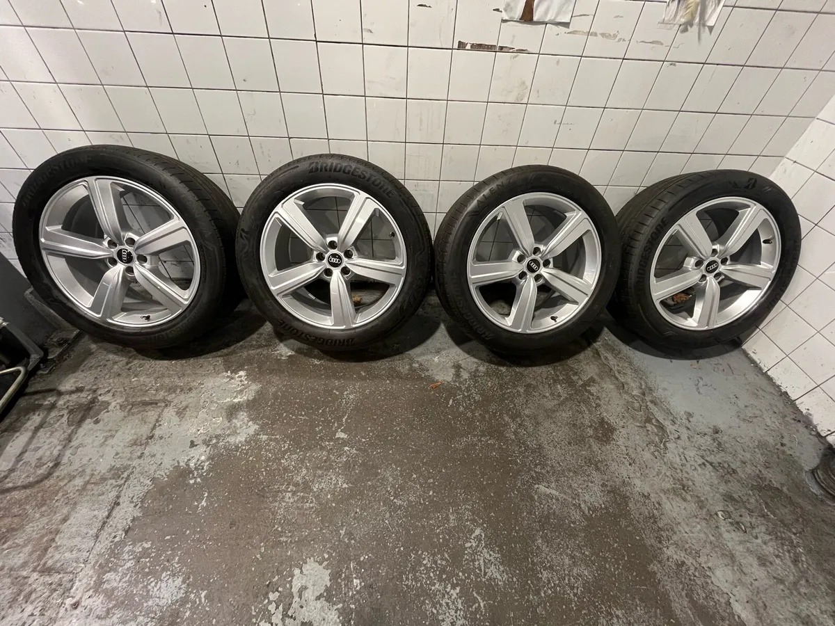 Genuine Audi 20” Alloy Wheels – 8Jx20 ET38 – OEM - Image 1