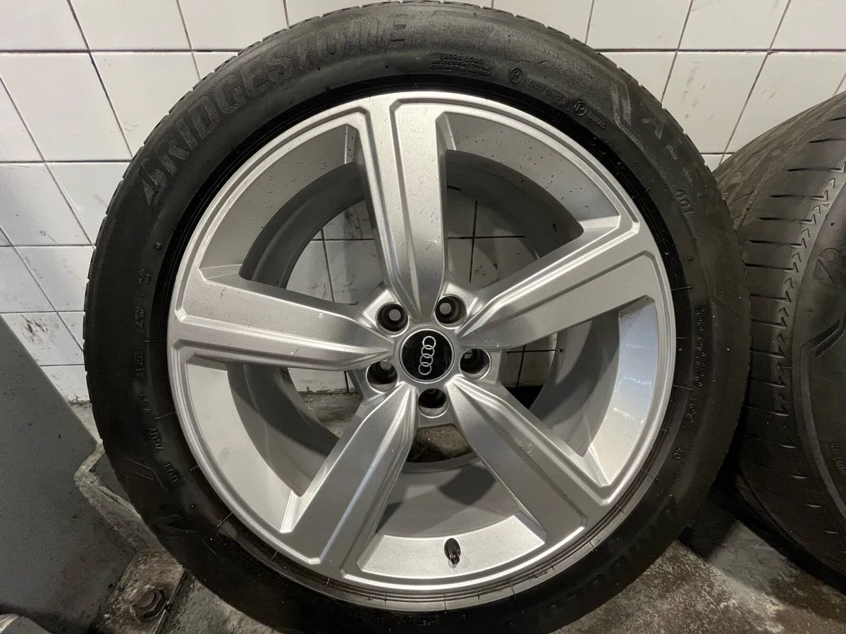 Genuine Audi 20” Alloy Wheels – 8Jx20 ET38 – OEM - Image 4