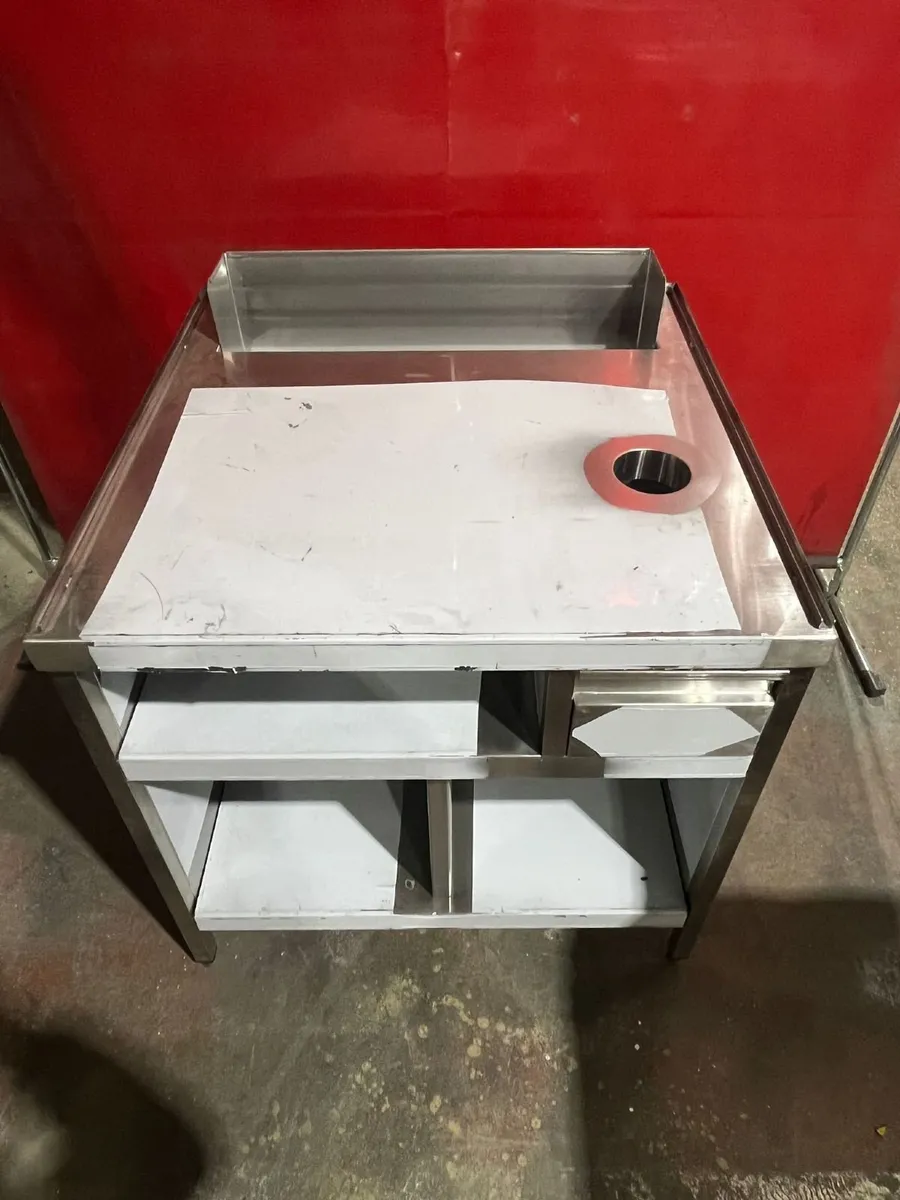 chopping station - Image 1