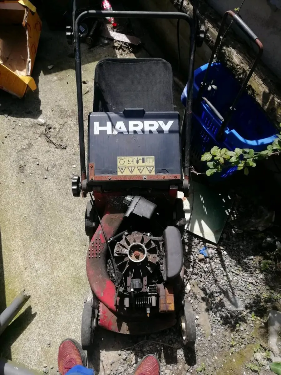 Lawnmower for parts or repair for sale