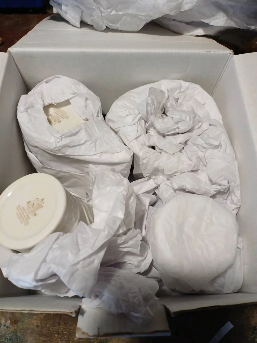 Belleek Claddagh Items - Image 2