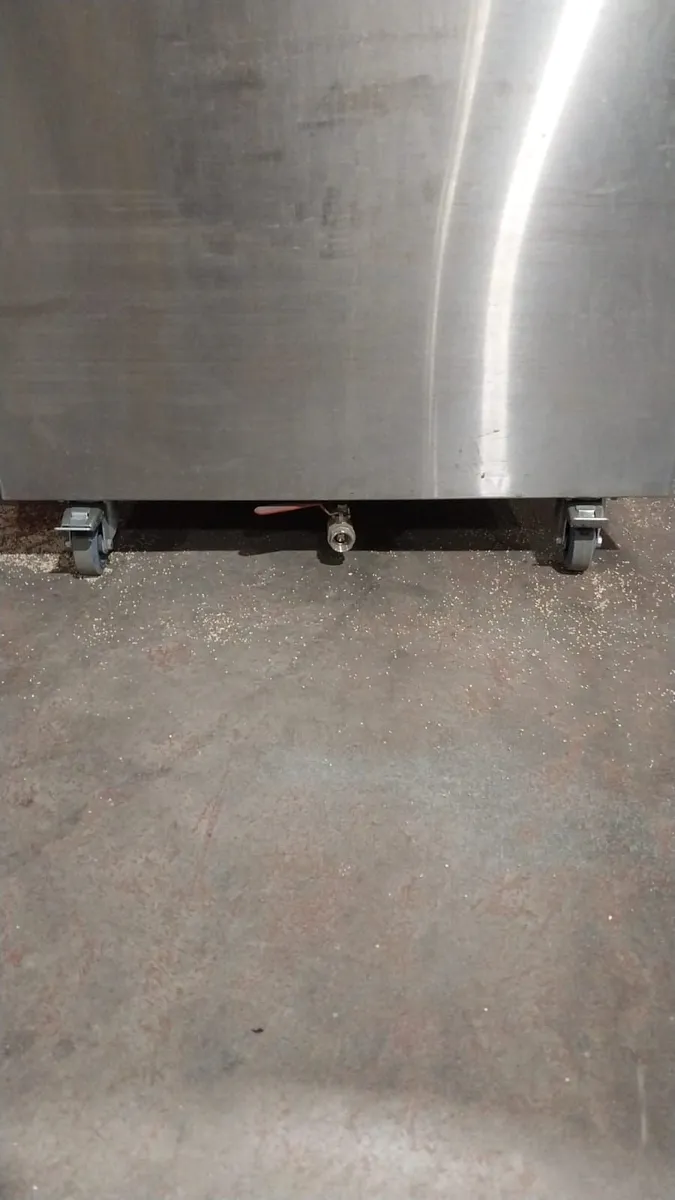 insulated ice bin mobile - Image 2