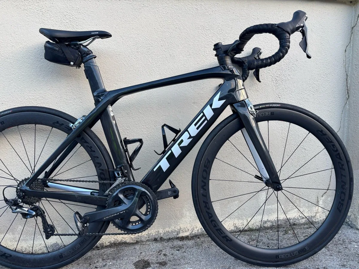 Trek Madone 54 - Image 1