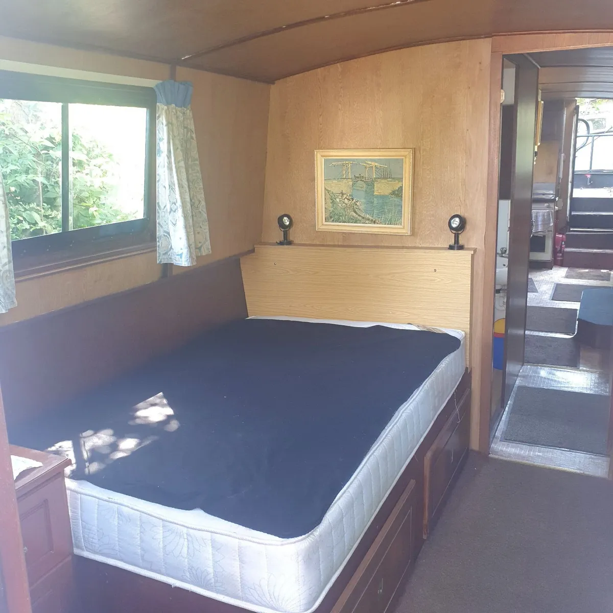 Wide beam Barge - Image 3