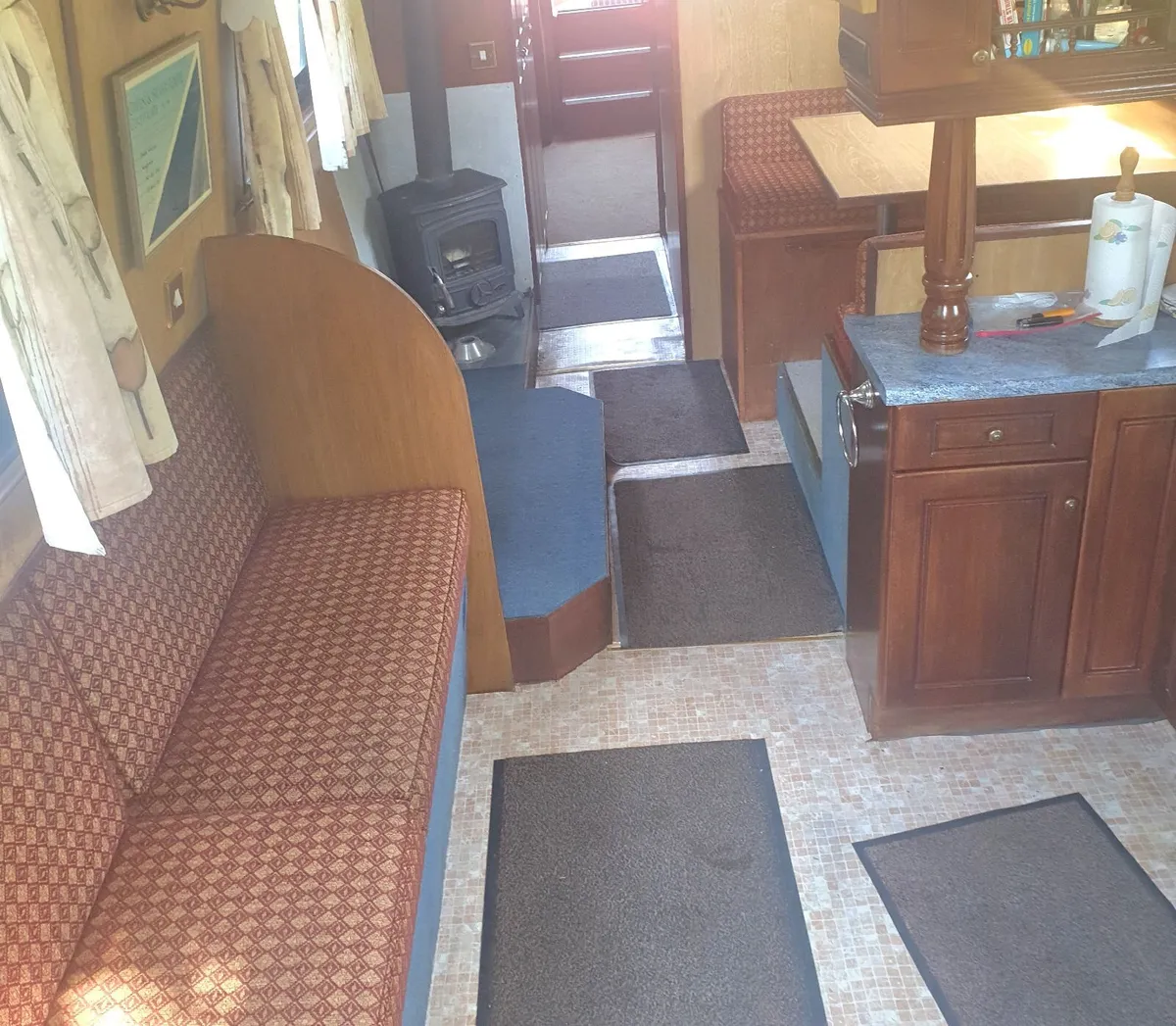 Wide beam Barge - Image 4