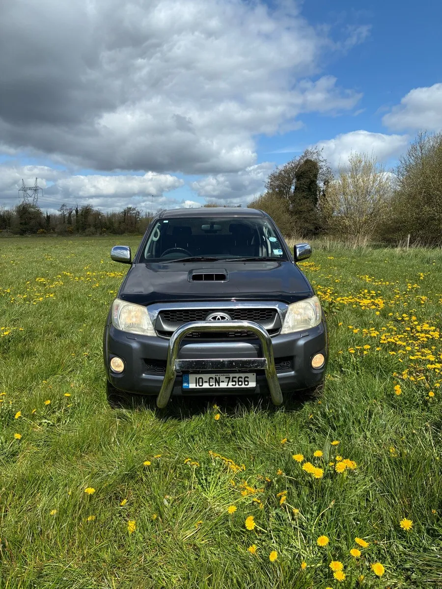 Toyota Hilux - Image 3