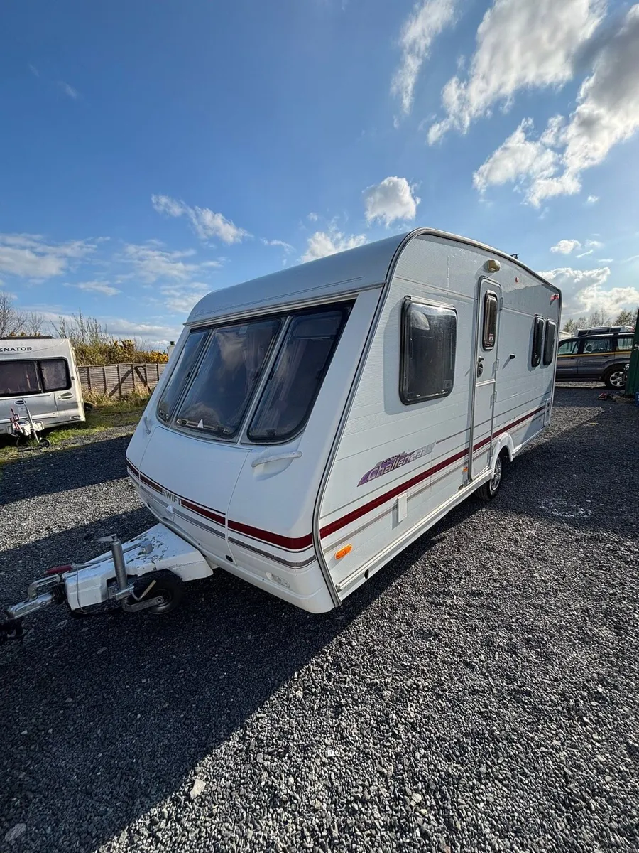 Swift 4 berth fixed bed starter caravan for sale - Image 1