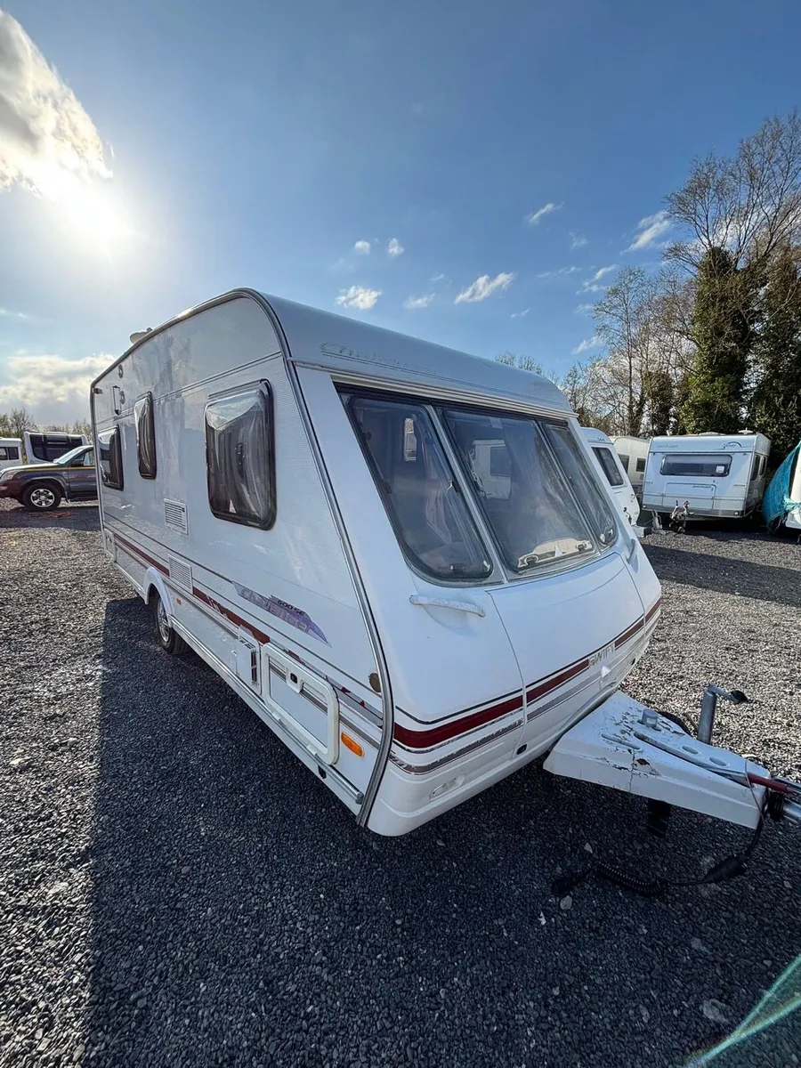 Swift 4 berth fixed bed starter caravan for sale - Image 2