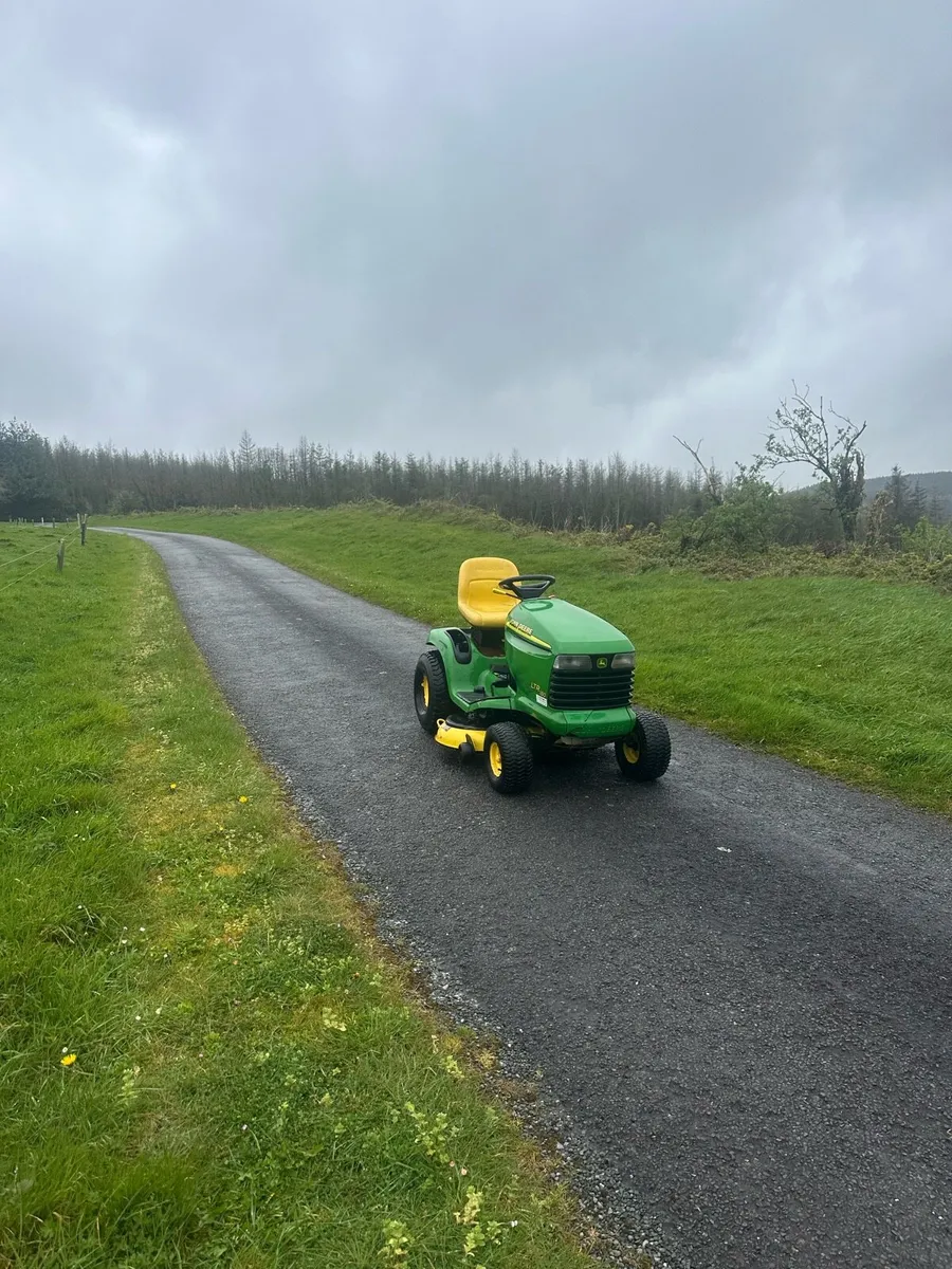 John Deere Lt170 - Image 1