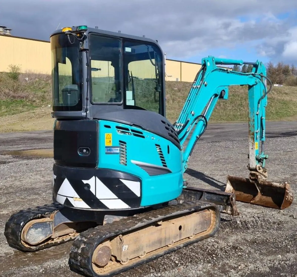 Kobelco SK28SR-6 Mini Digger - Image 4