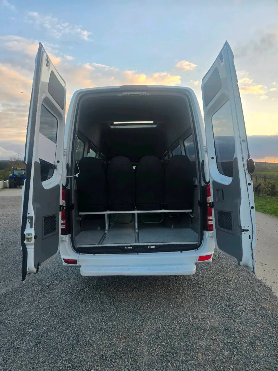 Mercedes sprinter minibus - Image 4