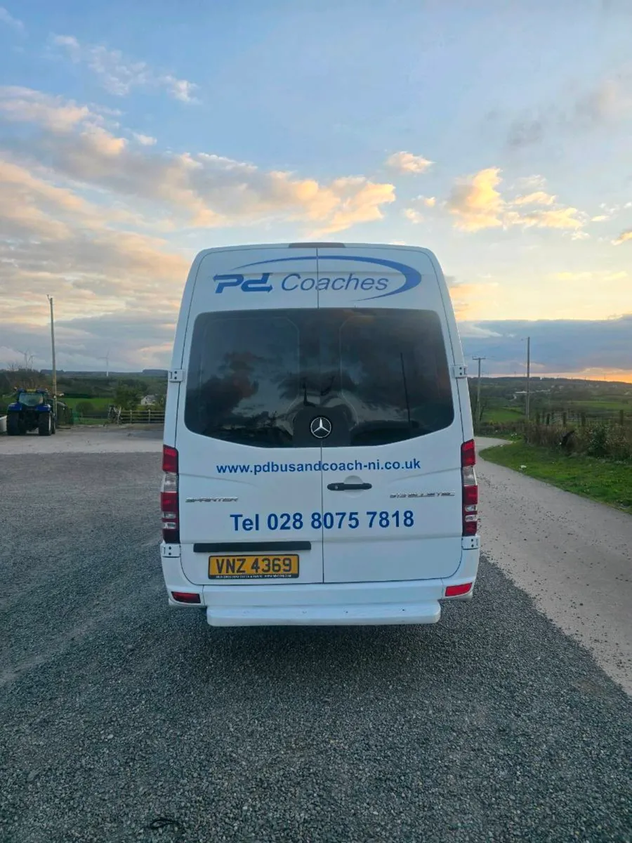 Mercedes sprinter minibus - Image 3