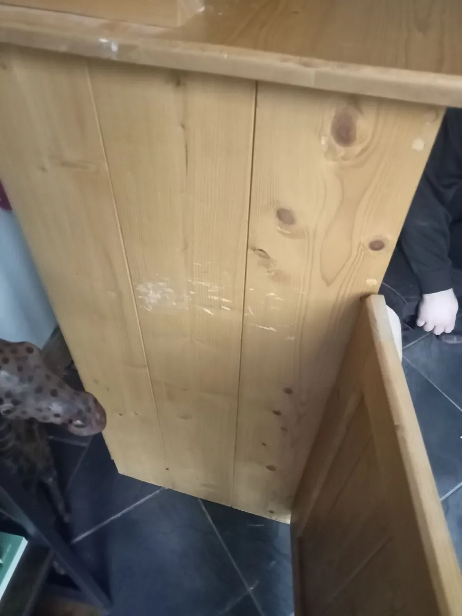 Kitchen dresser - Image 3