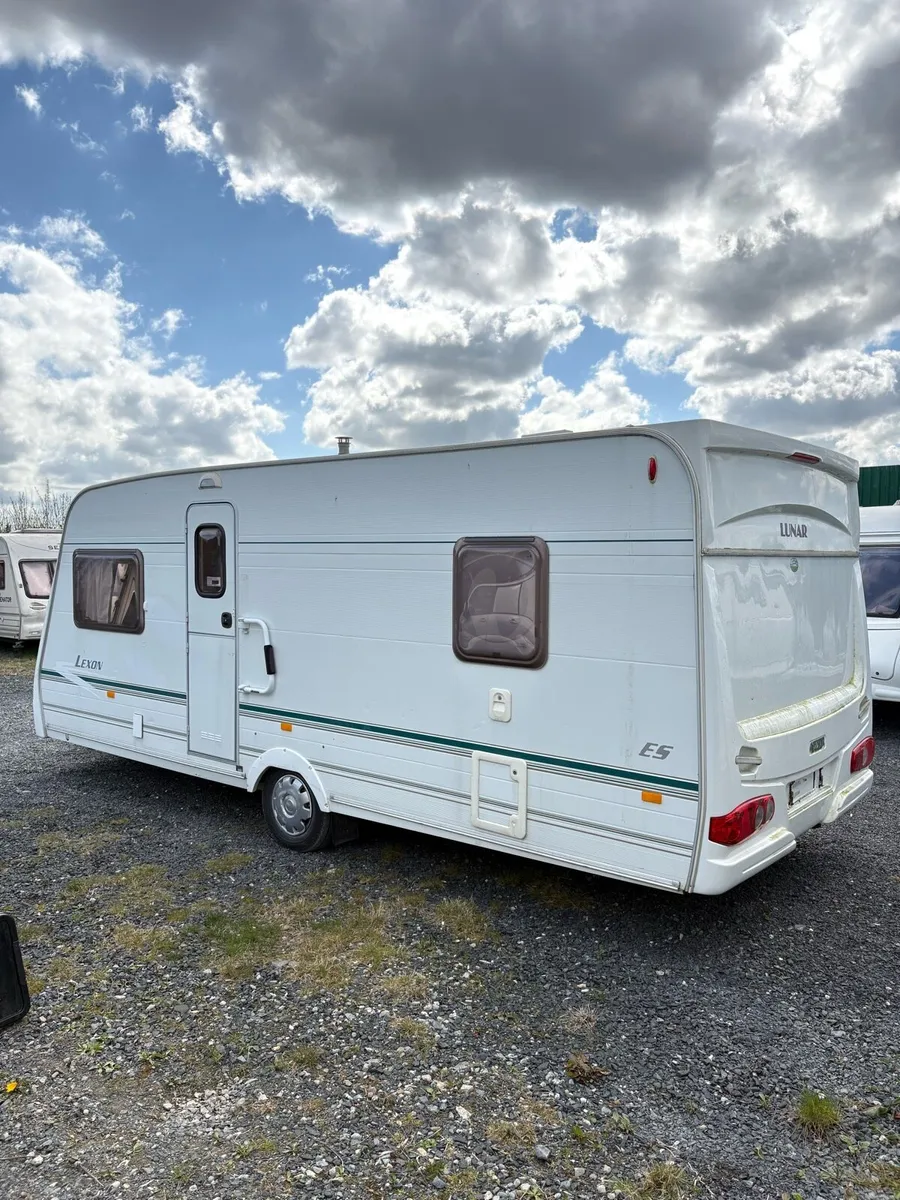 Lunar 4 Berth Fixed Bed Caravan For Sale - Image 4