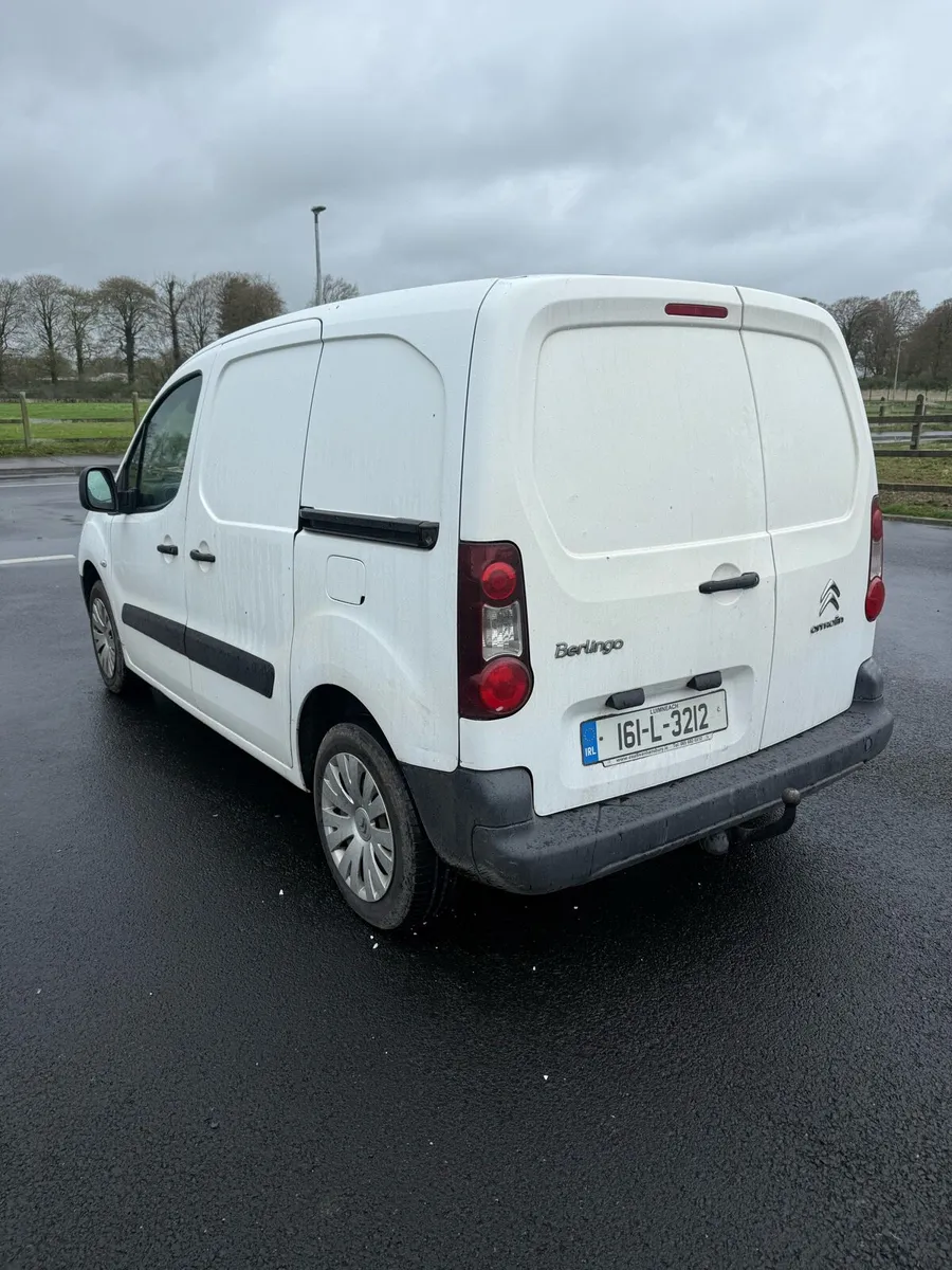161 Citroen berlingo new doe 3 seater - Image 3