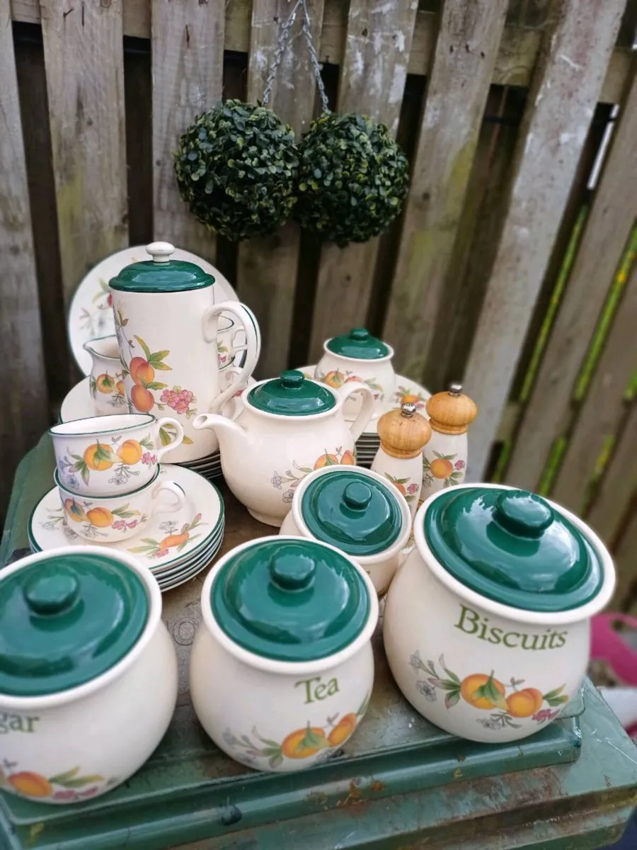 Vintage Cloverleaf Peaches & Cream Set - Image 3