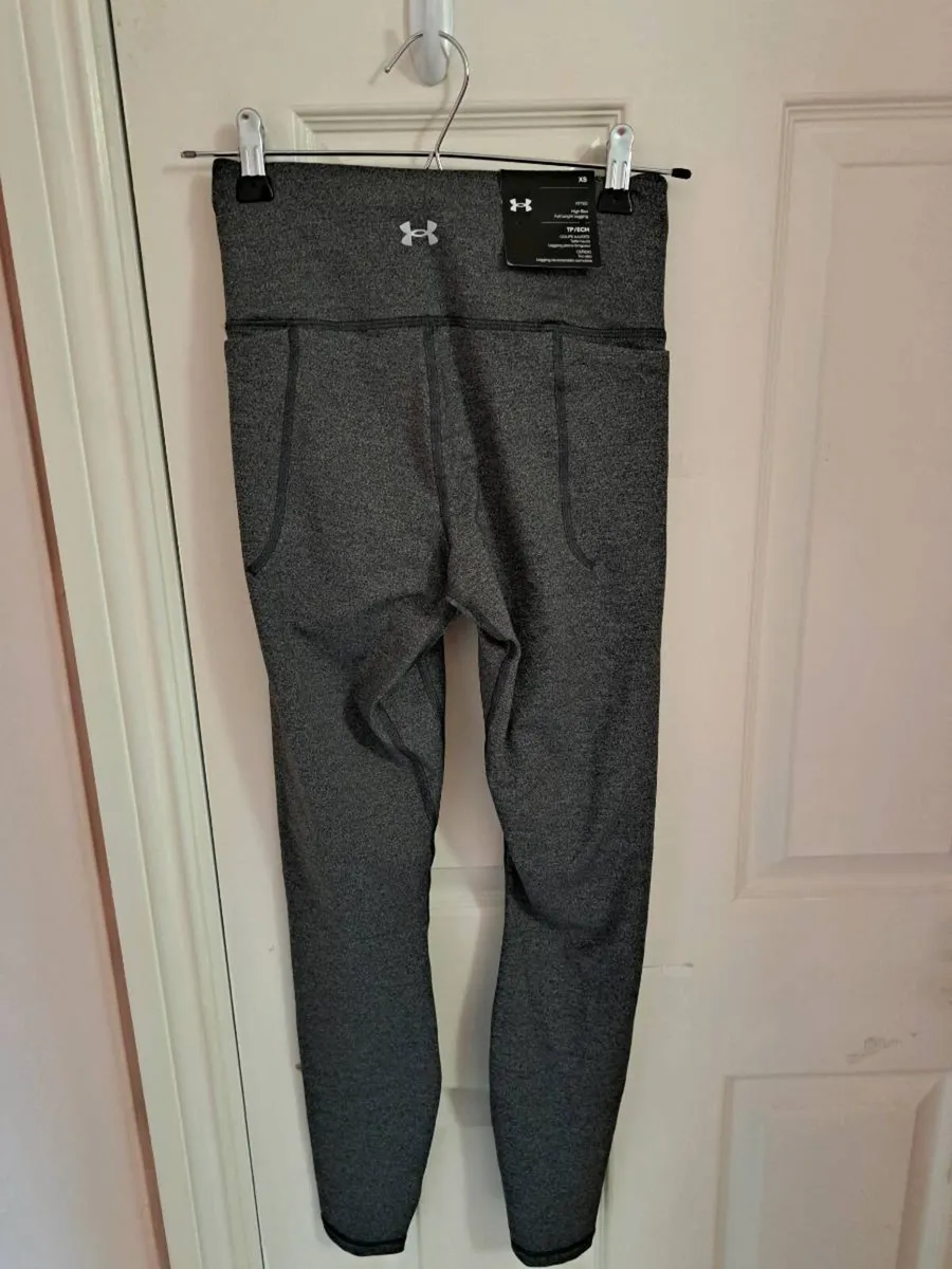 Under Armour grey fitted leggings - Image 3