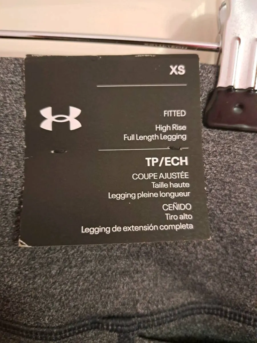 Under Armour grey fitted leggings - Image 4