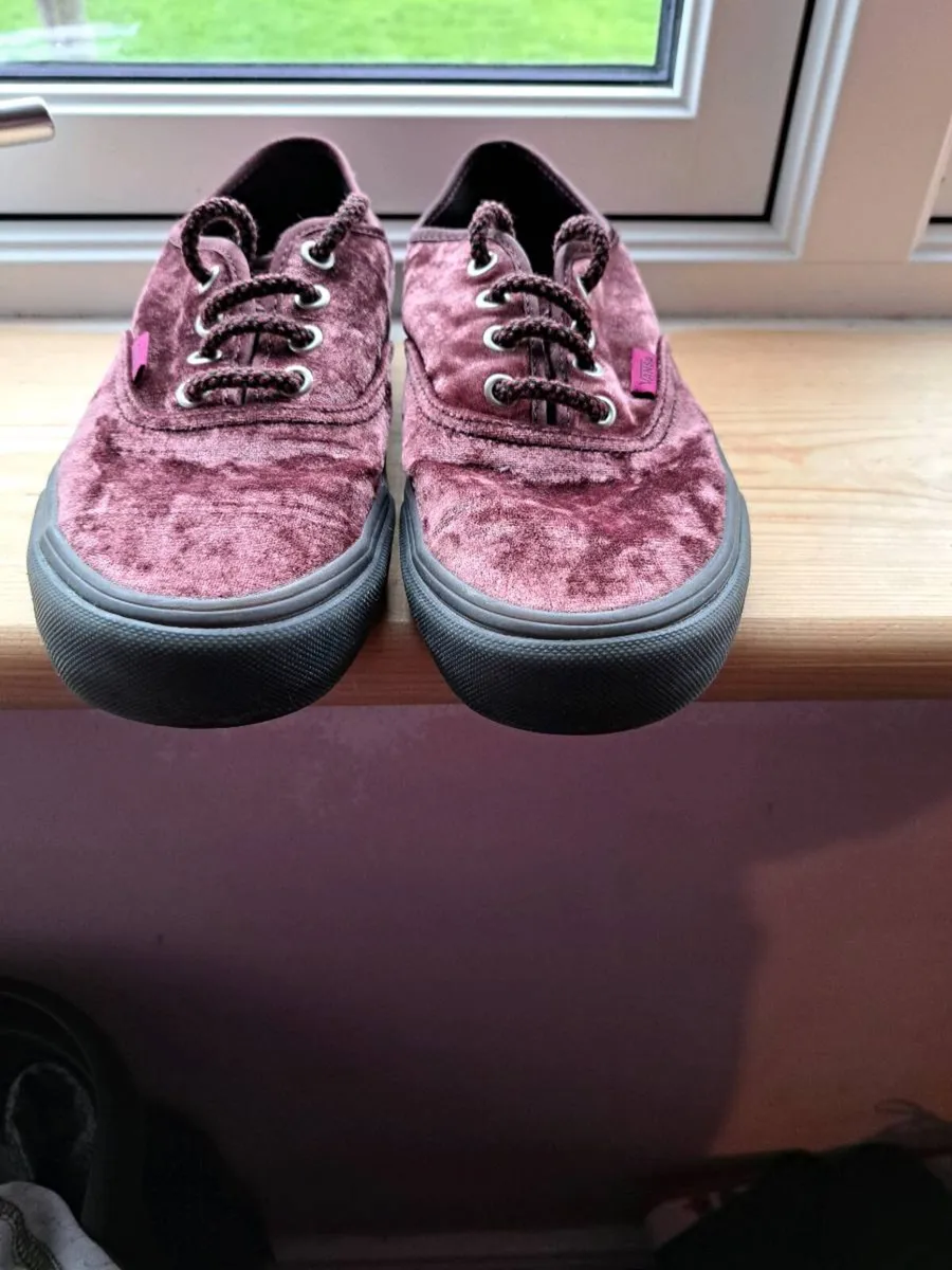 Vans crushed velvet shoes - Image 1