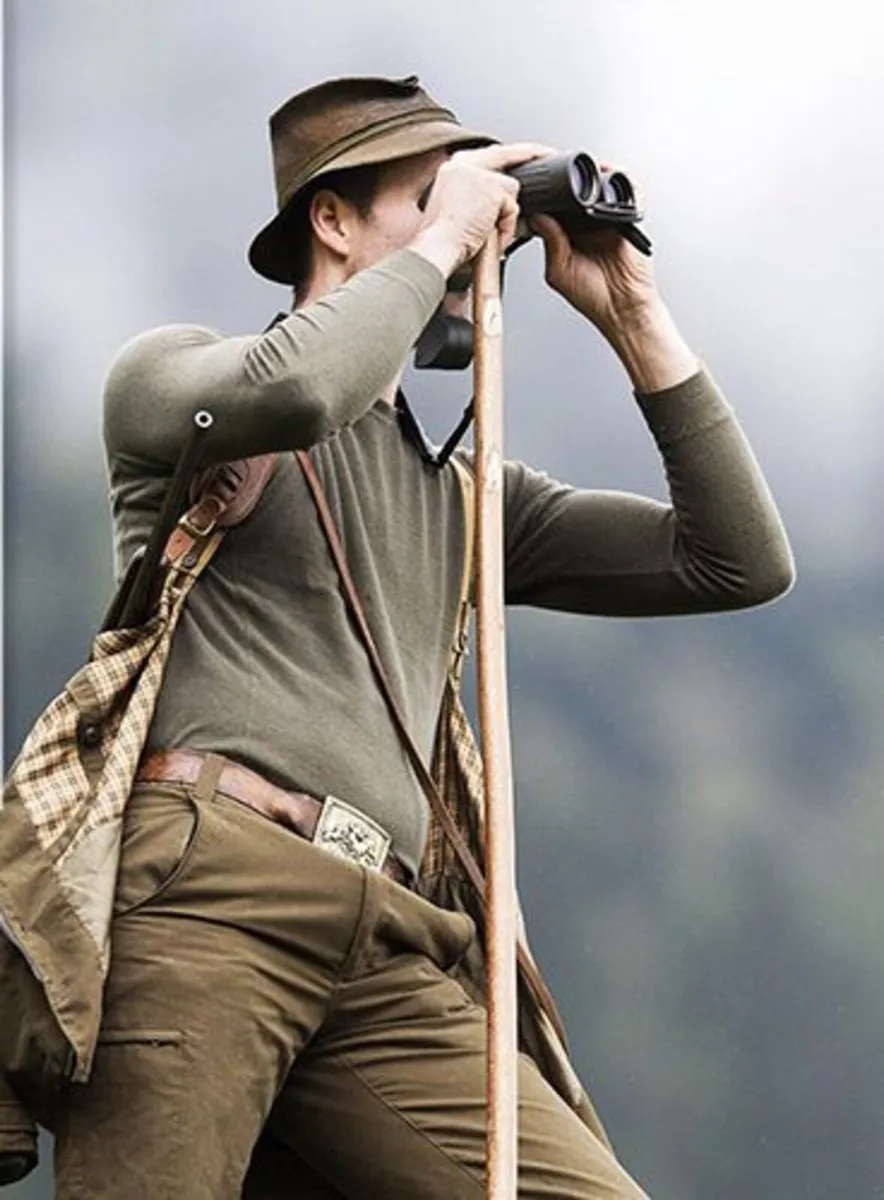 Steiner Ranger Xtreme 10x42 Binoculars - Save - Image 2