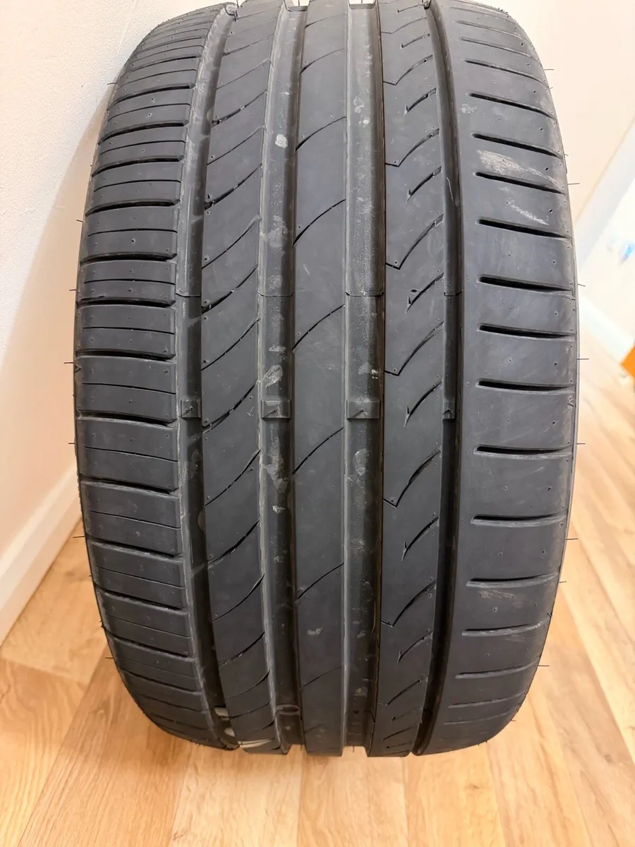 Nearly New Tyre 255/30/19 - Image 3